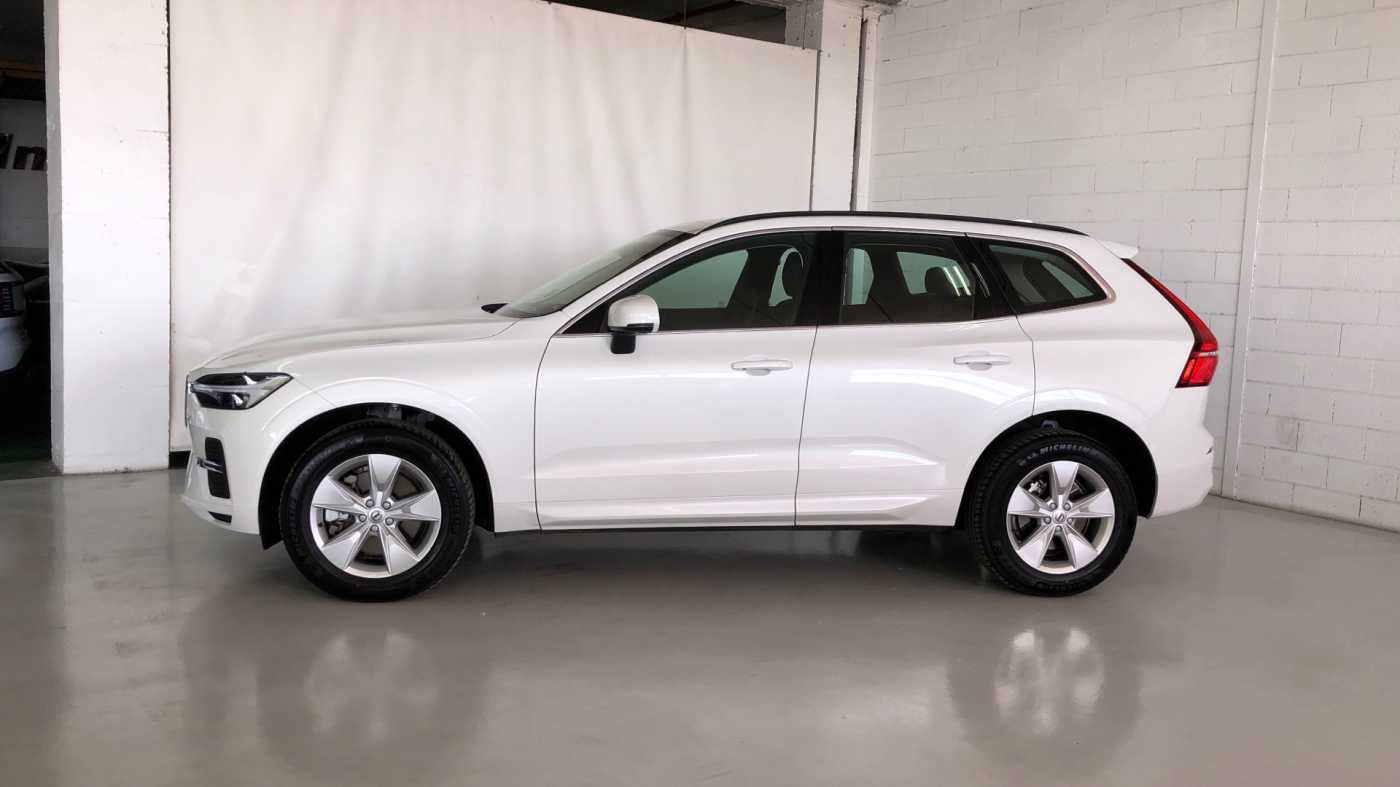 Volvo  XC60 Core, B4 Semihíbrido, Diésel