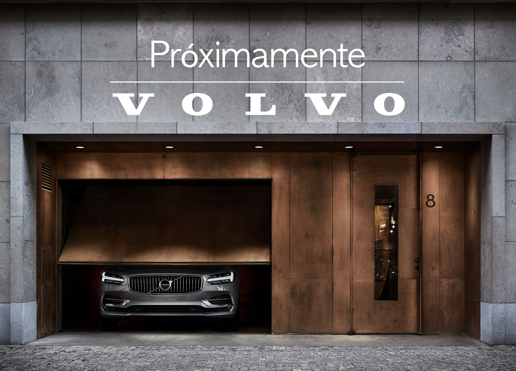 Volvo  XC60 Core, B4 Semihíbrido, Diésel